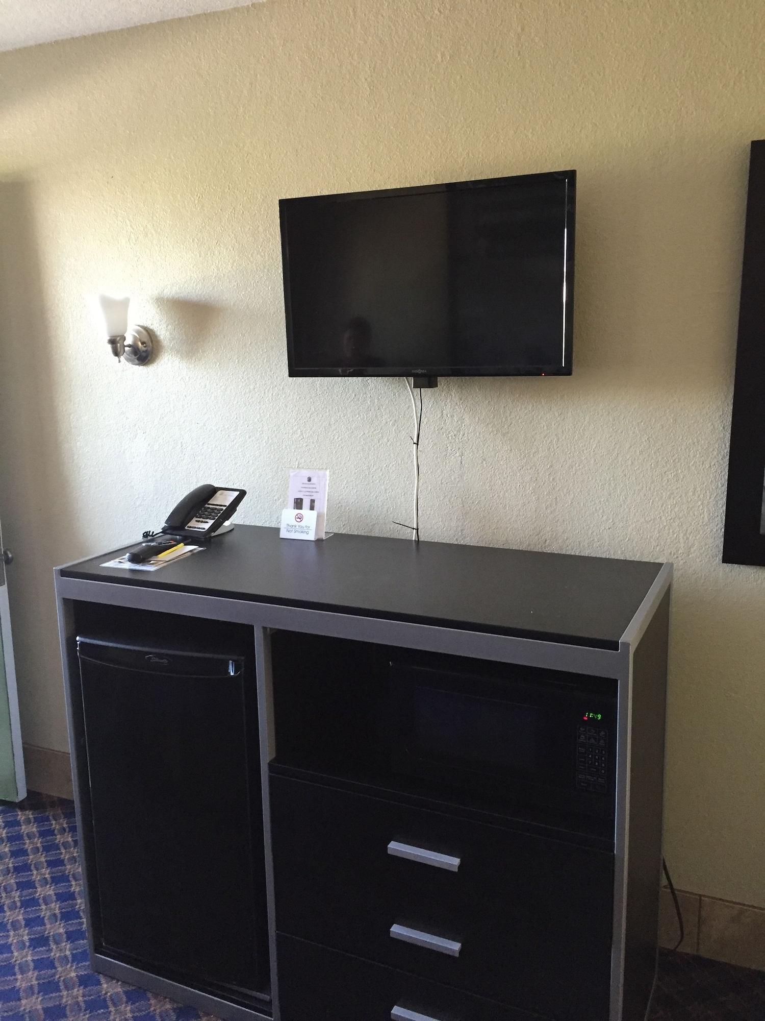 Super 8 By Wyndham Arlington Near At&T Stadium Εξωτερικό φωτογραφία
