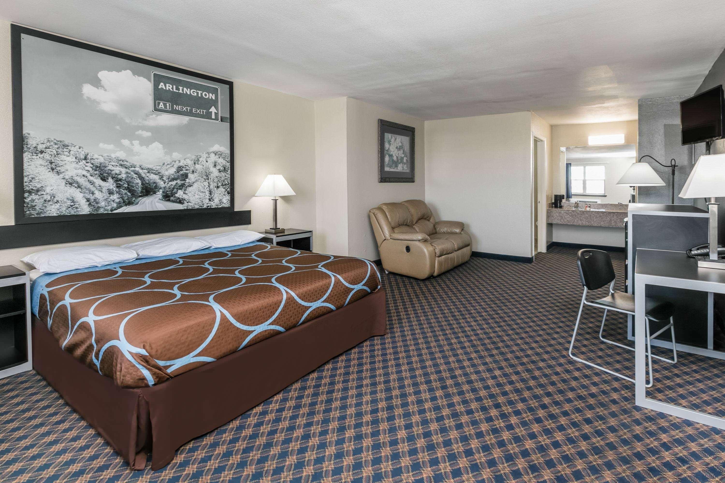 Super 8 By Wyndham Arlington Near At&T Stadium Εξωτερικό φωτογραφία