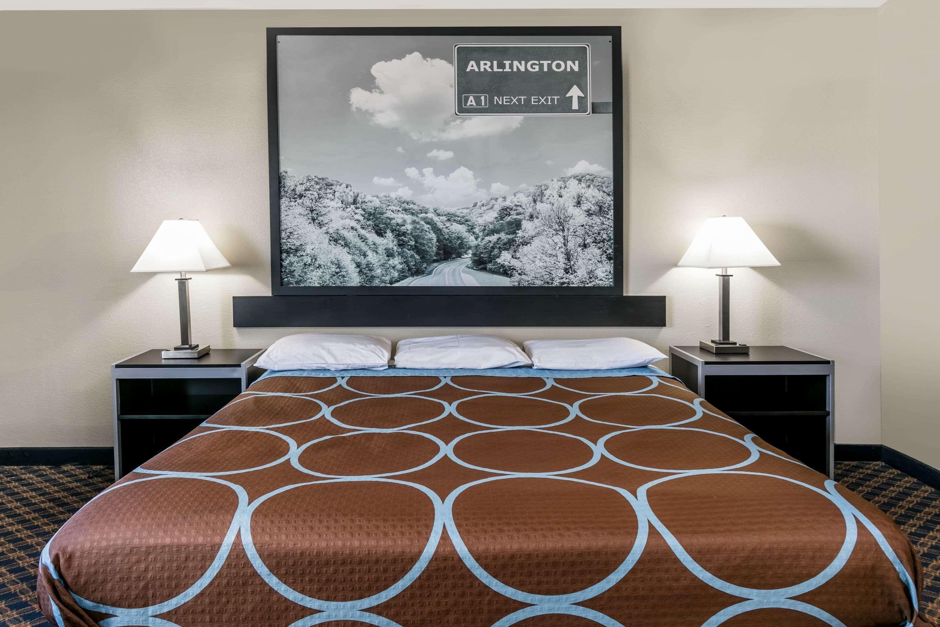 Super 8 By Wyndham Arlington Near At&T Stadium Εξωτερικό φωτογραφία